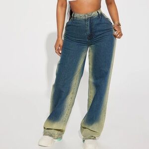 Tinted Straight Leg Denim Jeans- size 3 (dark wash) Fashion Nova
